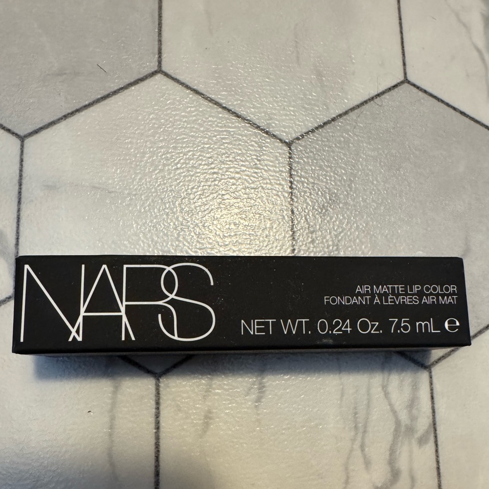 NARS Air Matte Lip Color in shade Burlesque